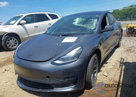 2023 Tesla Model 3 Long Range Dual Motor All-Wheel Drive z USA, uszkodzony, nr VIN 5YJ3E1EB1PF663054
